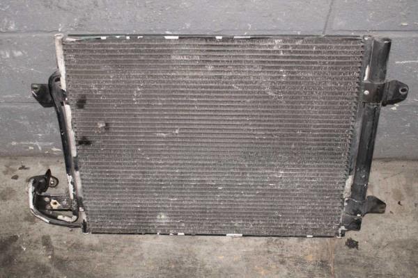 RADIATEUR VAG - Vue 2